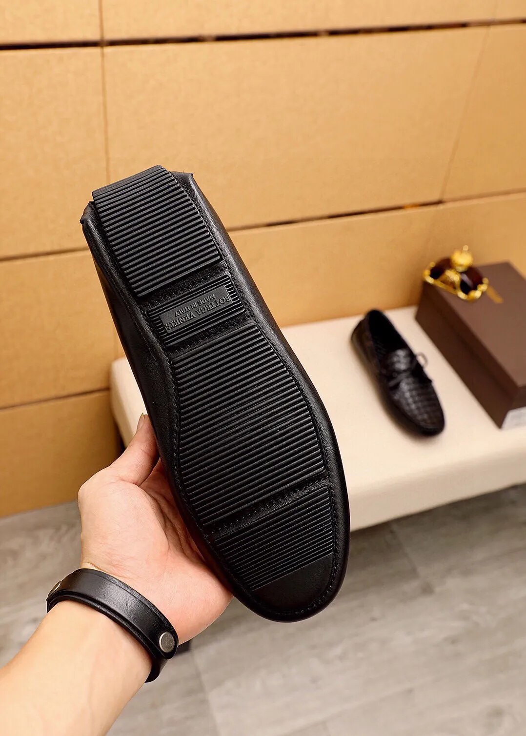 Men's shoes 💰: 420 💐BV men's slip-on shoes® [BOTTEGA VENETA] official website counter new model, one-to-one mold opening ⚠Italian calfskin ➕Hand-woven ➕Cow leather lining. Driving slip-ons, available at counters, sizes 38～44 (45🉑️customized)